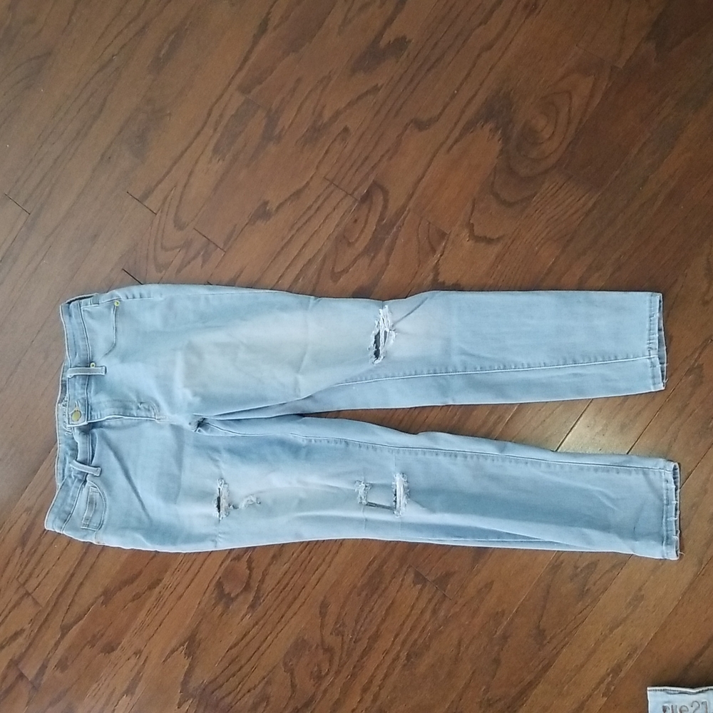 Universal thread jeans